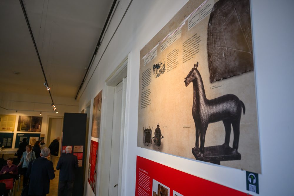 V Bratislave otvorili výstavu Zlatý vek Židov v Al-Andaluse