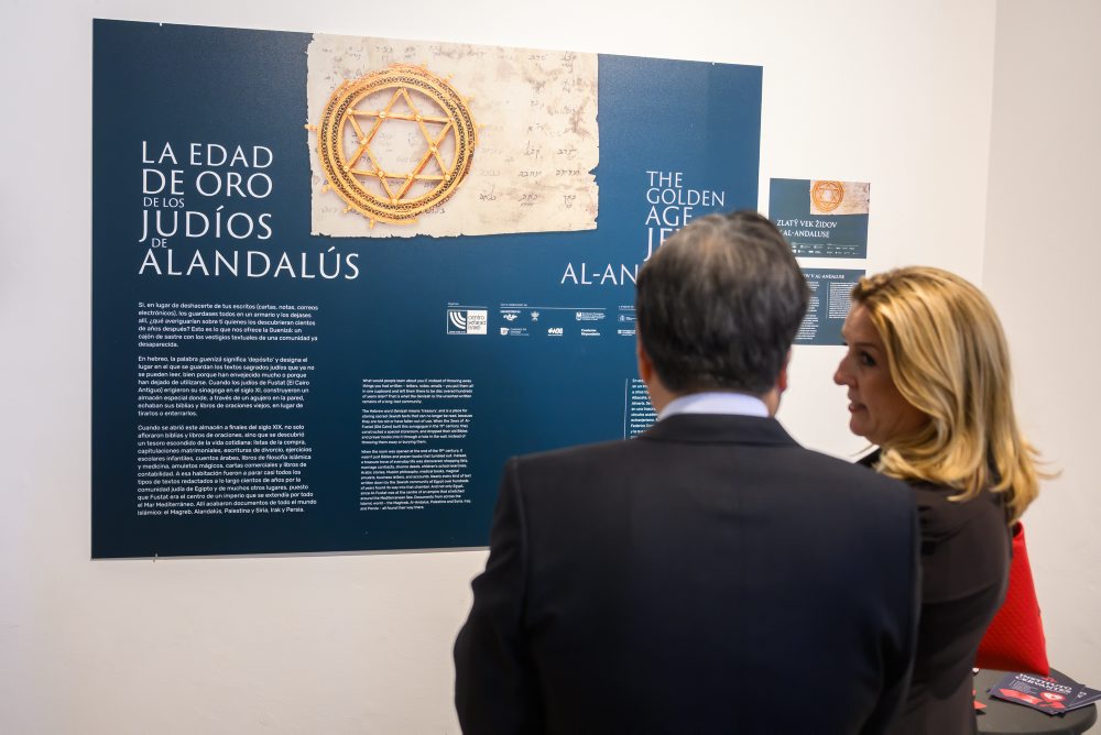 V Bratislave otvorili výstavu Zlatý vek Židov v Al-Andaluse