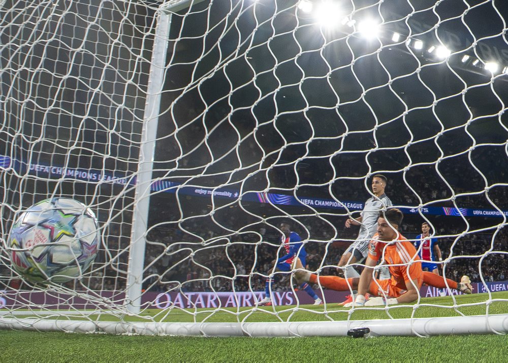 1. kolo ligovej fázy Ligy majstrov vo futbale: Paríž St. Germain – ŠK Slovan Bratislava
