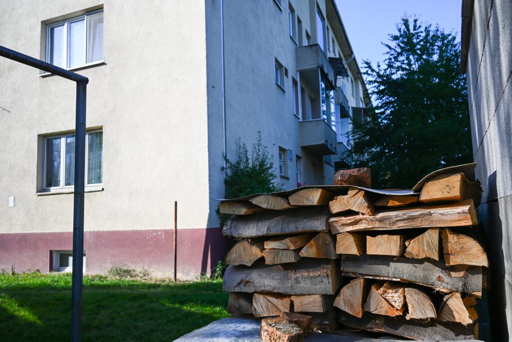 STARÁ TURÁ: Palivové drevo pred vykurovacou sezónou