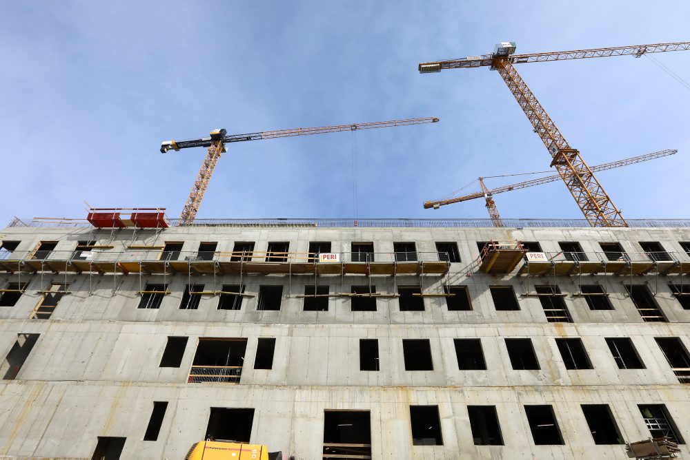 B. Bystrica: Výstavba novej nemocnice pokračuje tempom jedno poschodie za 20 dní