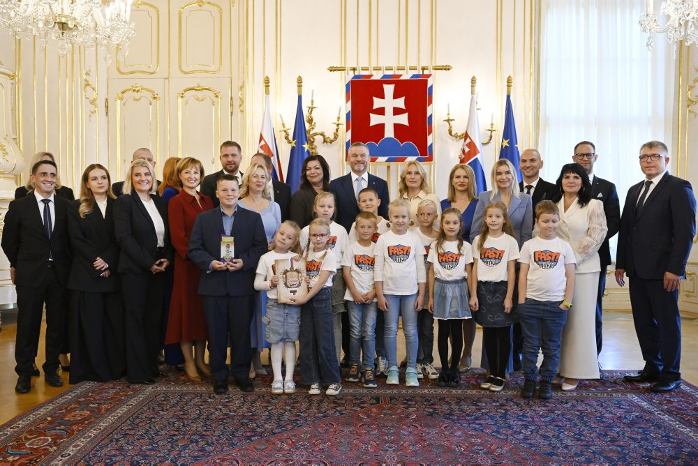 Prezident sa stretol so zástupcami a účastníkmi iniciatívy Zdravšie školy