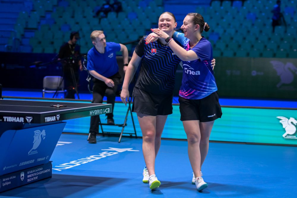 Finále vo štvorhre žien na ME v stolnom tenise: Tatiana KUKUĽKOVÁ, Natalia Bajorová (SR/Poľ.) - Zuzanna Wielgosová, Anna Brzyská (Poľ.)