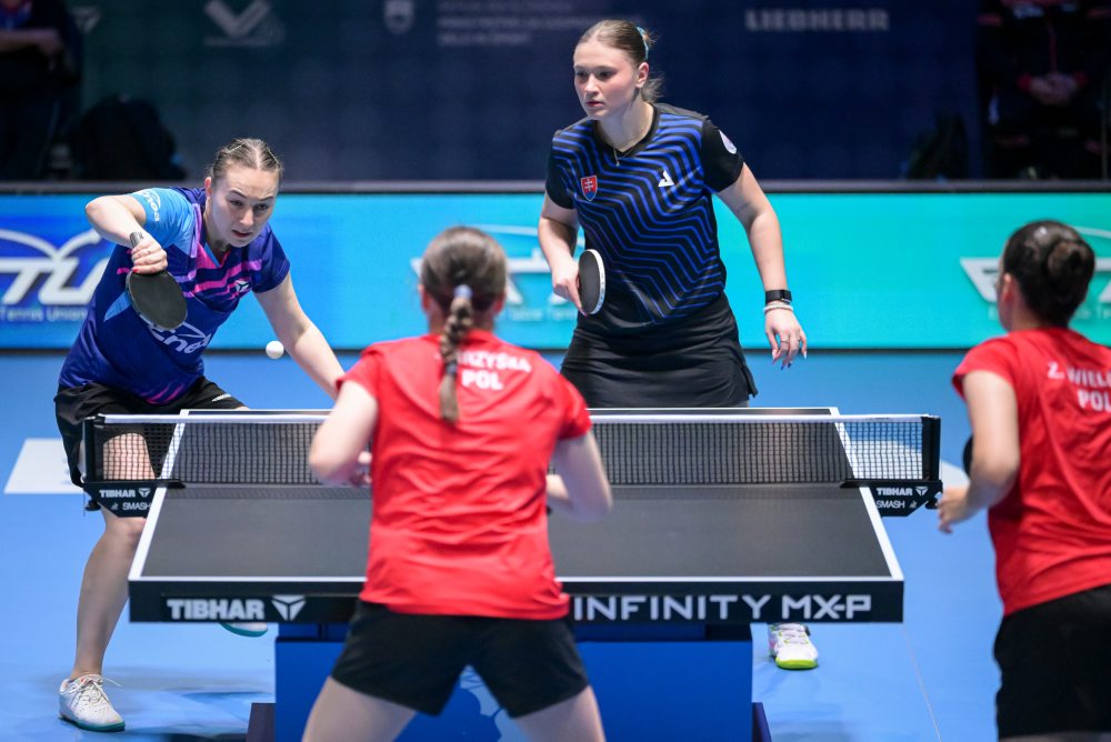 Finále vo štvorhre žien na ME v stolnom tenise: Tatiana KUKUĽKOVÁ, Natalia Bajorová (SR/Poľ.) - Zuzanna Wielgosová, Anna Brzyská (Poľ.)