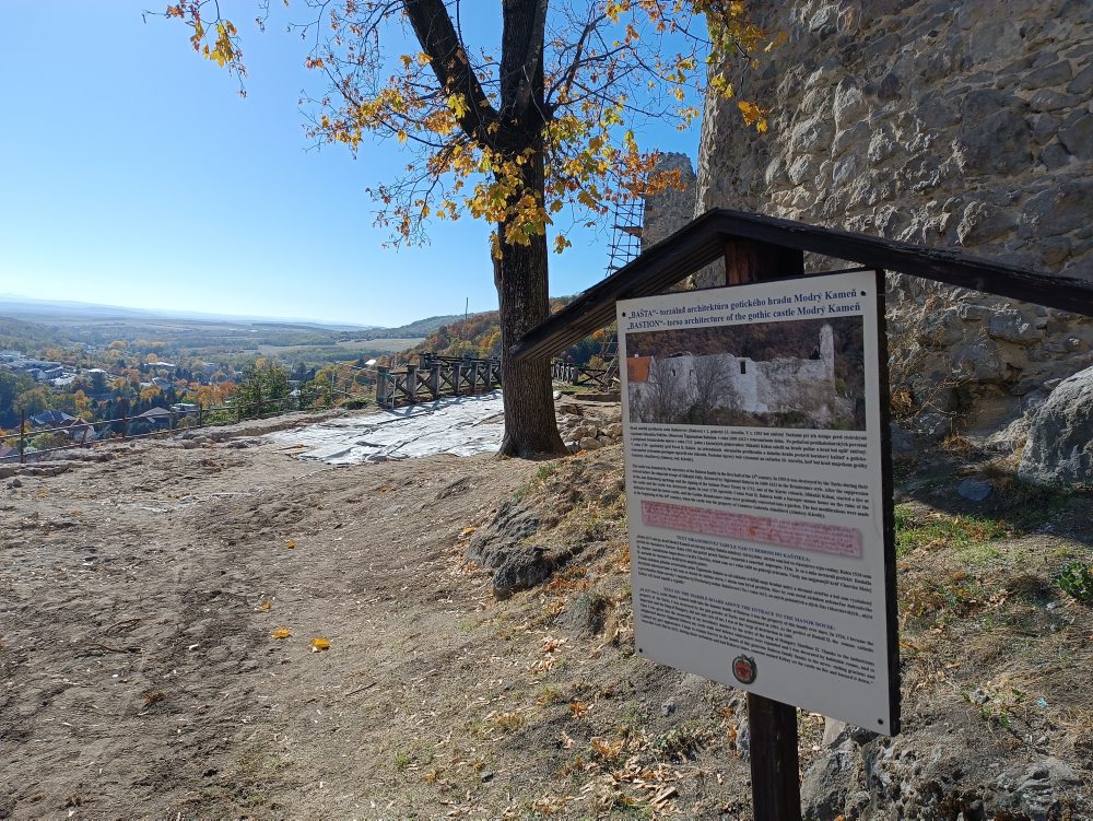 Kultúra: Obnova architektúry hradu Modrý Kameň pokračuje podľa harmonogramu