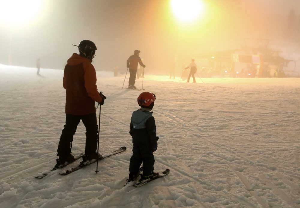 Večerné lyžovanie v lyžiarskom stredisku Záhradište na Donovaloch 