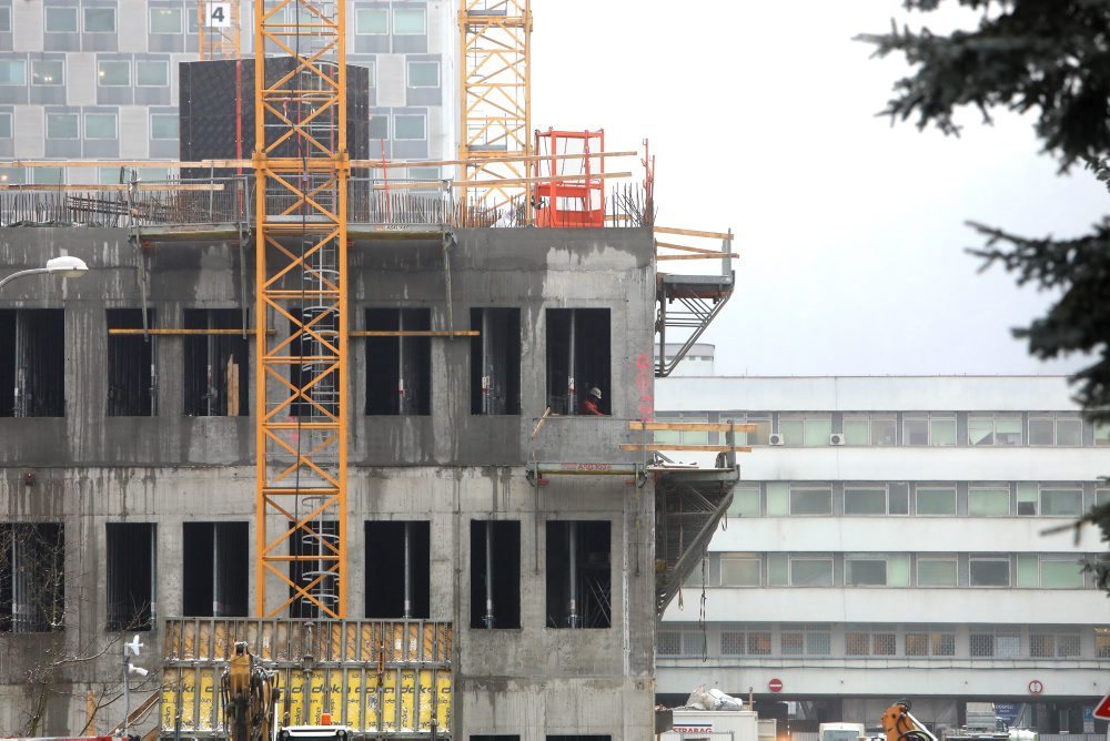 Výstavba Fakultnej nemocnice s poliklinikou F.D. Roosevelta v Banskej Bystrici