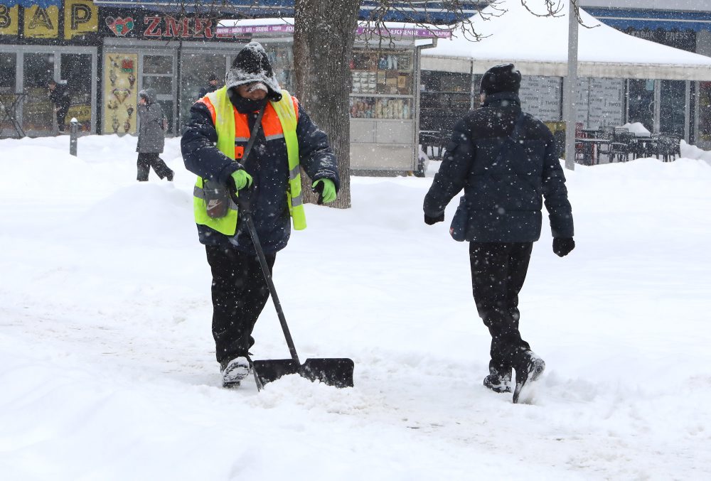 Sneženie a dopravná situácia v Banskobystrickom kraji
