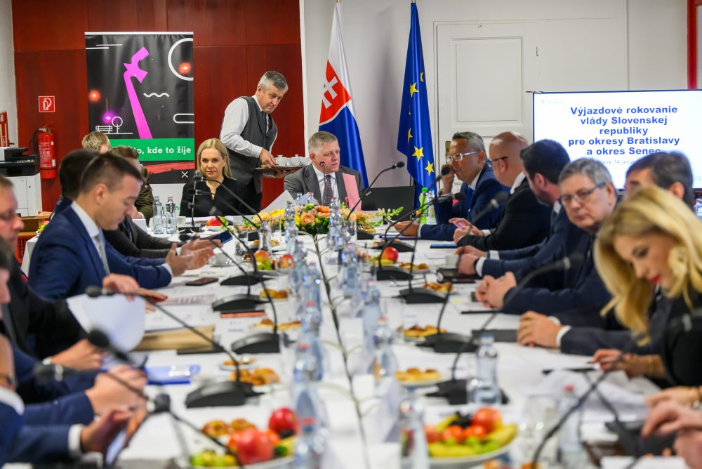 123. schôdza vlády SR na výjazdovom rokovaní v Petržalke