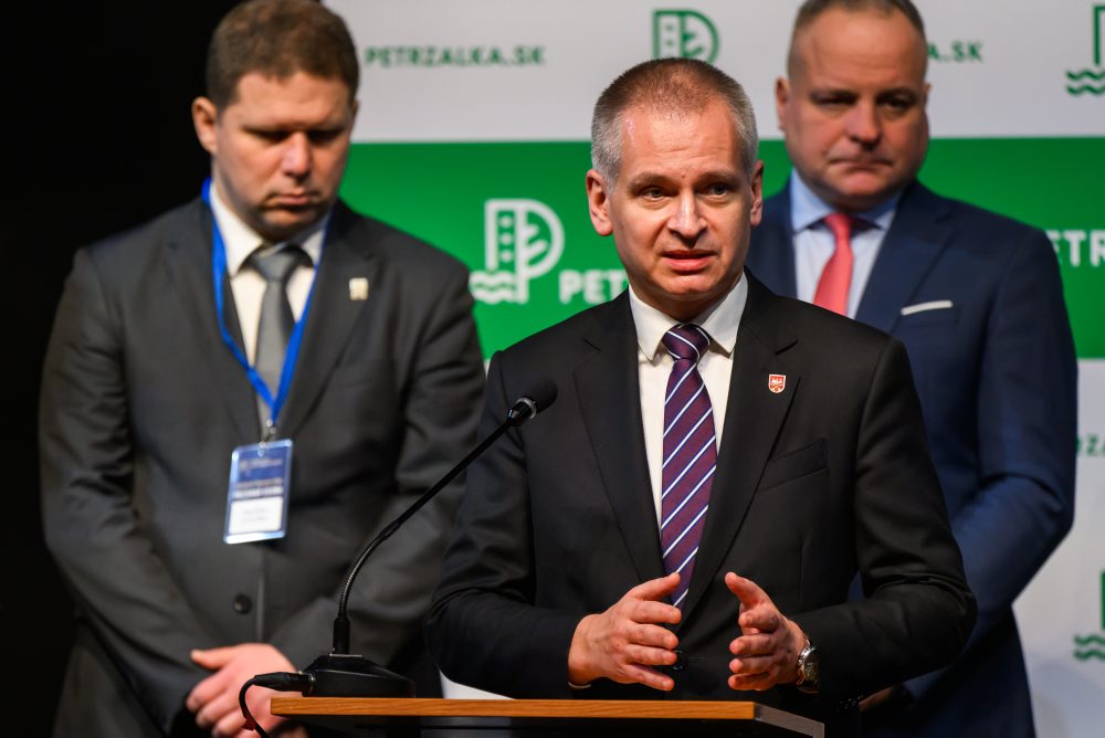 Tlačová konferencia po výjazdovom rokovaní vlády SR v Petržalke