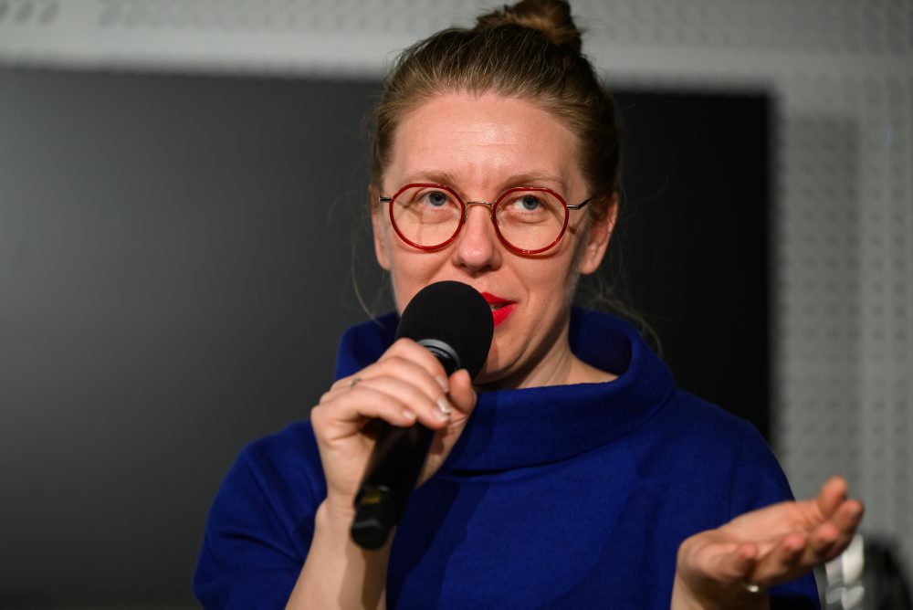 TK Slovenského národného divadla k premiére inscenácie pôvodnej hry Lucie Mihálovej a Petra Mazalána na tému autizmu: Etudy