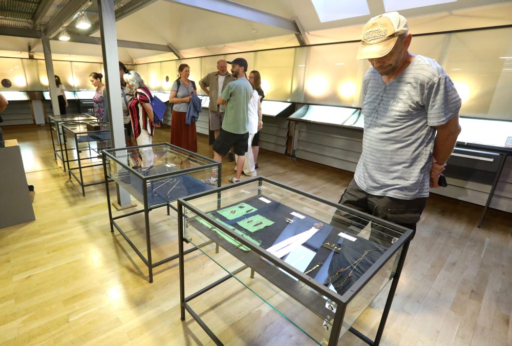 Kremnica: Šperkárske sympózium spojilo desiatku umelcov