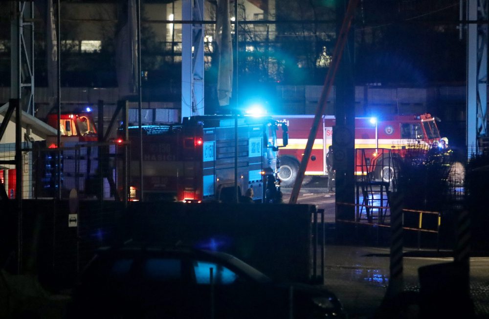 HaZZ: Vo Zvolene horí výrobná hala