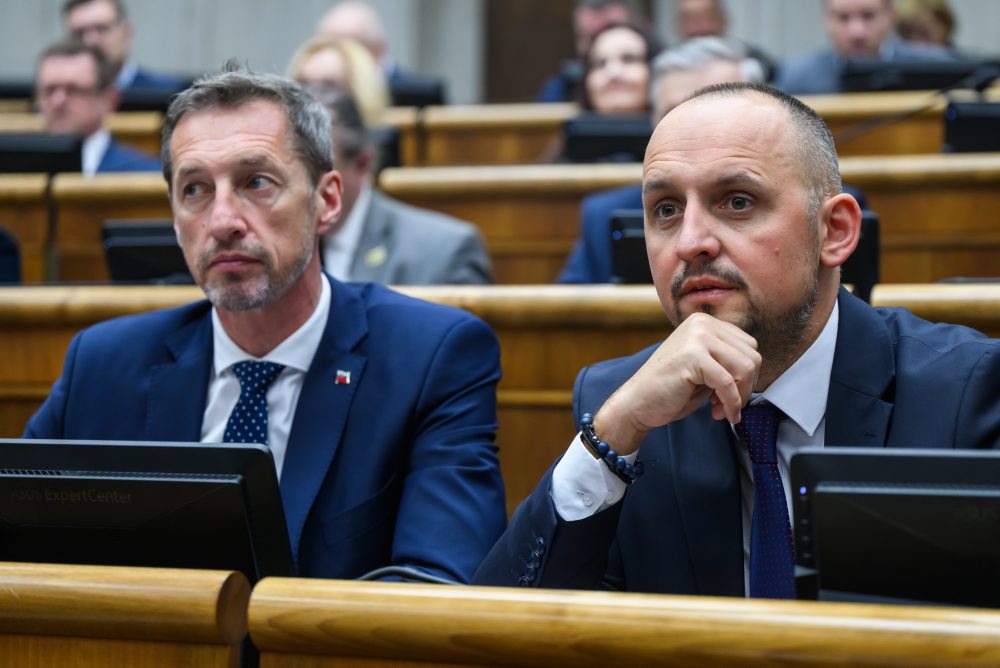 46. schôdza parlamentu