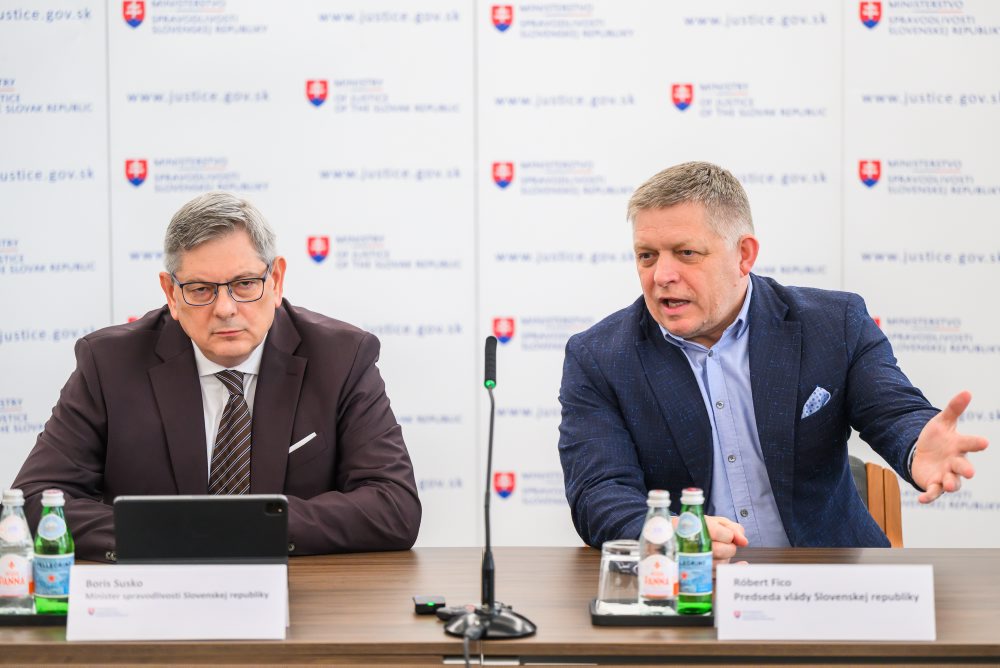 Premiér: SR ide pre zákaz dovozu ruského plynu podať žalobu na Súdny dvor