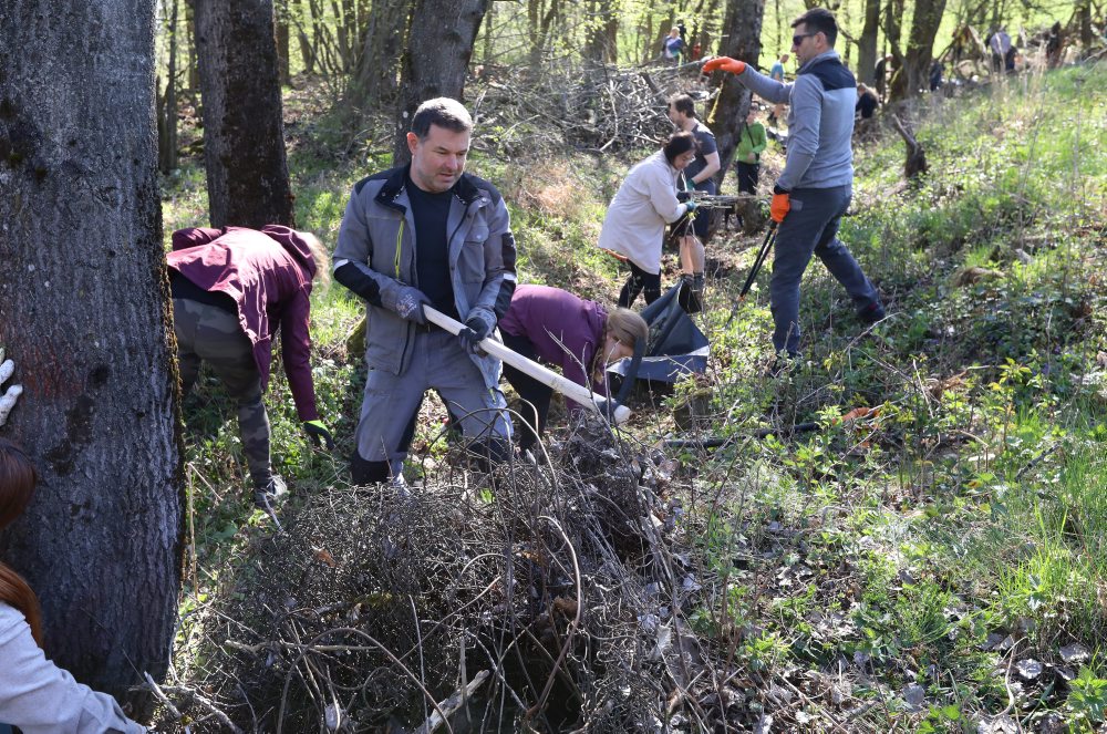 Dobrovoľníci26: Na záchranu banských jarkov už odpracovali desiatky brigád