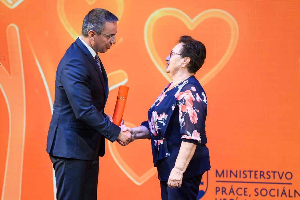 Celoslovenské stretnutie seniorov za účasti prezidenta SR Petra Pellegriniho a predsedu NR SR Richarda Rašiho pri príležitosti Mesiaca úcty k starším