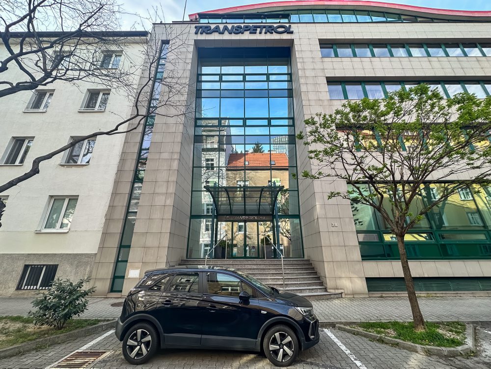 Premiér: Na Slovensko cez Družbu do konca apríla príde 119.000 ton ropy