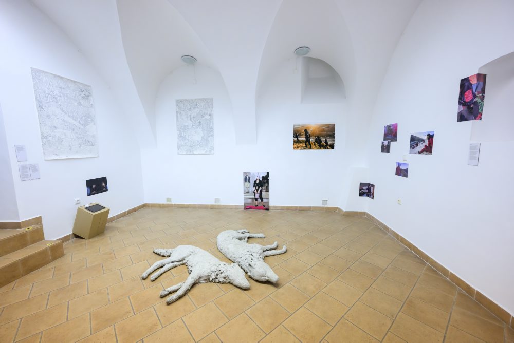 V Galérii nadácie Slovak Press Photo otvorili skupinovú výstavu Bod zlomu