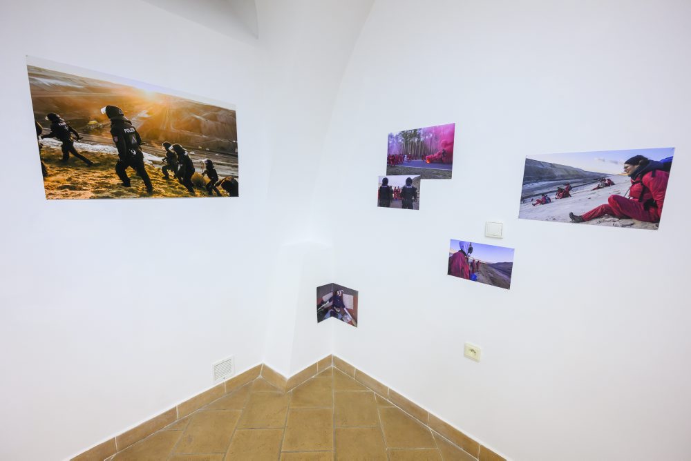 V Galérii nadácie Slovak Press Photo otvorili skupinovú výstavu Bod zlomu