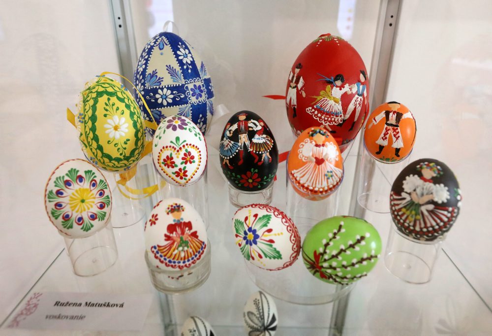 Výstava To vajíčko maľovanô v Banskej Bystrici