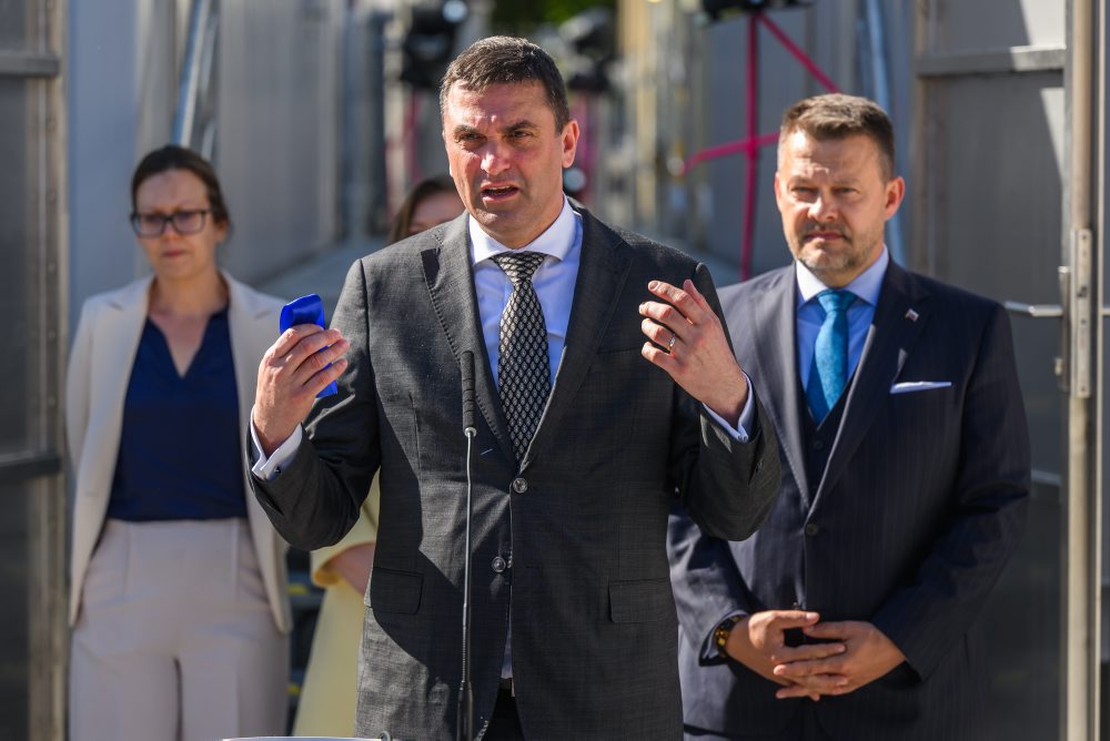 Spusteniu superpočítača Perun v Slovenskej akadémii vied (SAV) 