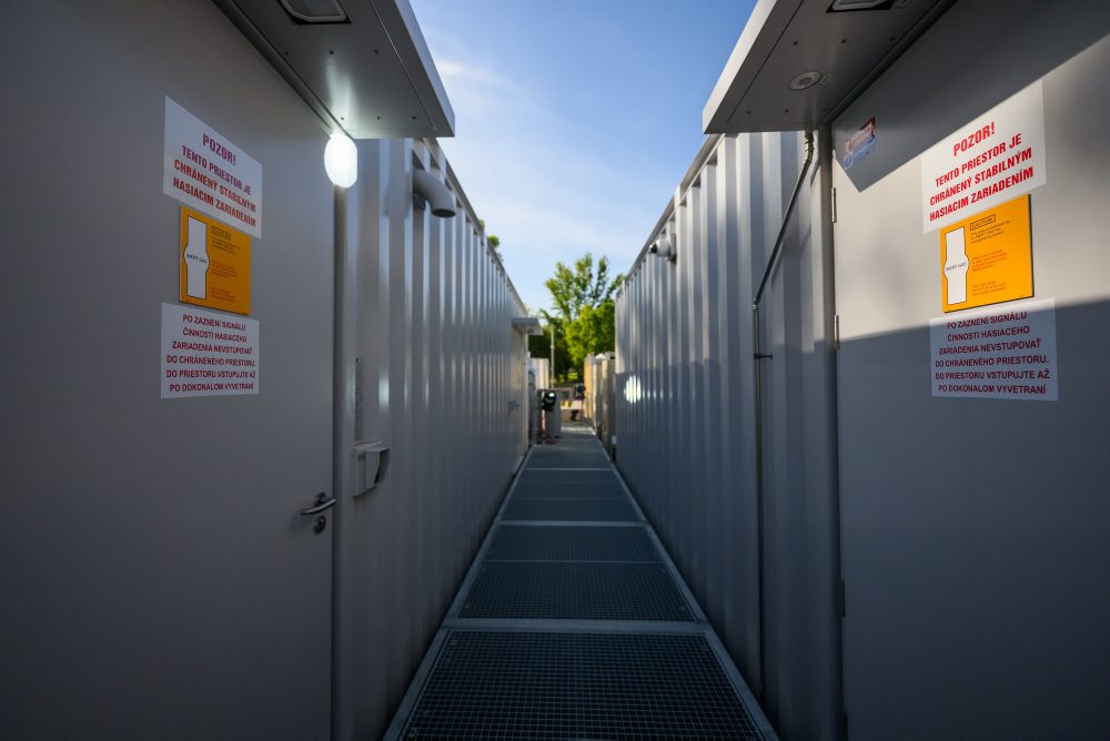 Spusteniu superpočítača Perun v Slovenskej akadémii vied (SAV) 