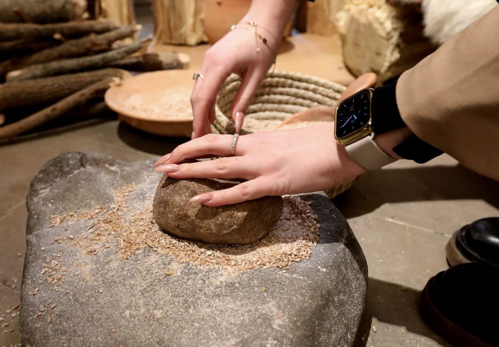 Zážitková výstava Život v dobe kamennej