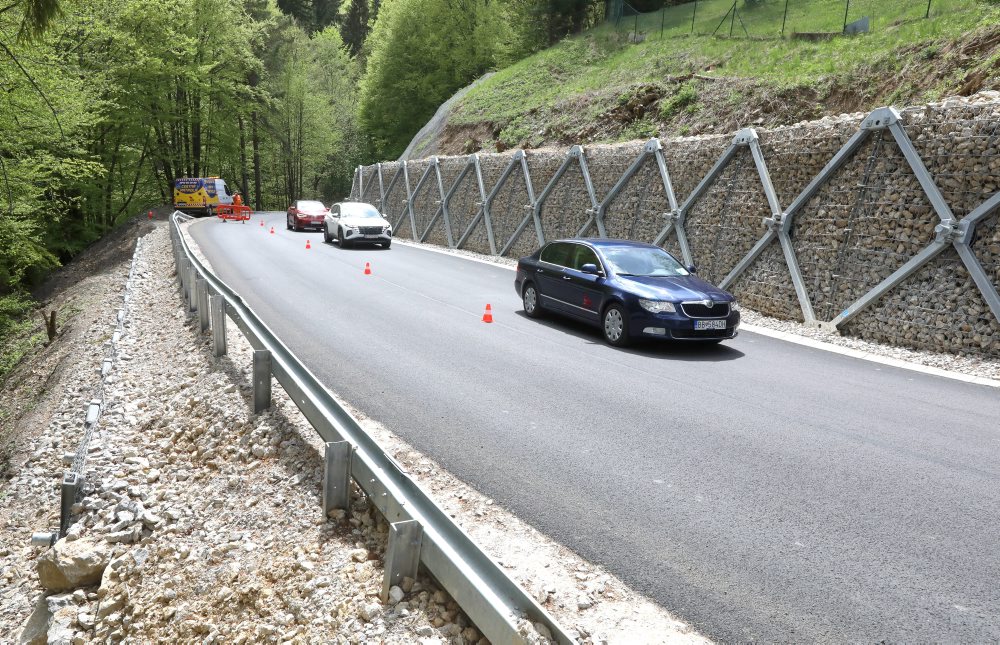 Prístupová cesta do obce Králiky je už bezpečná, štát zaplatil 1,3 milióna eur
