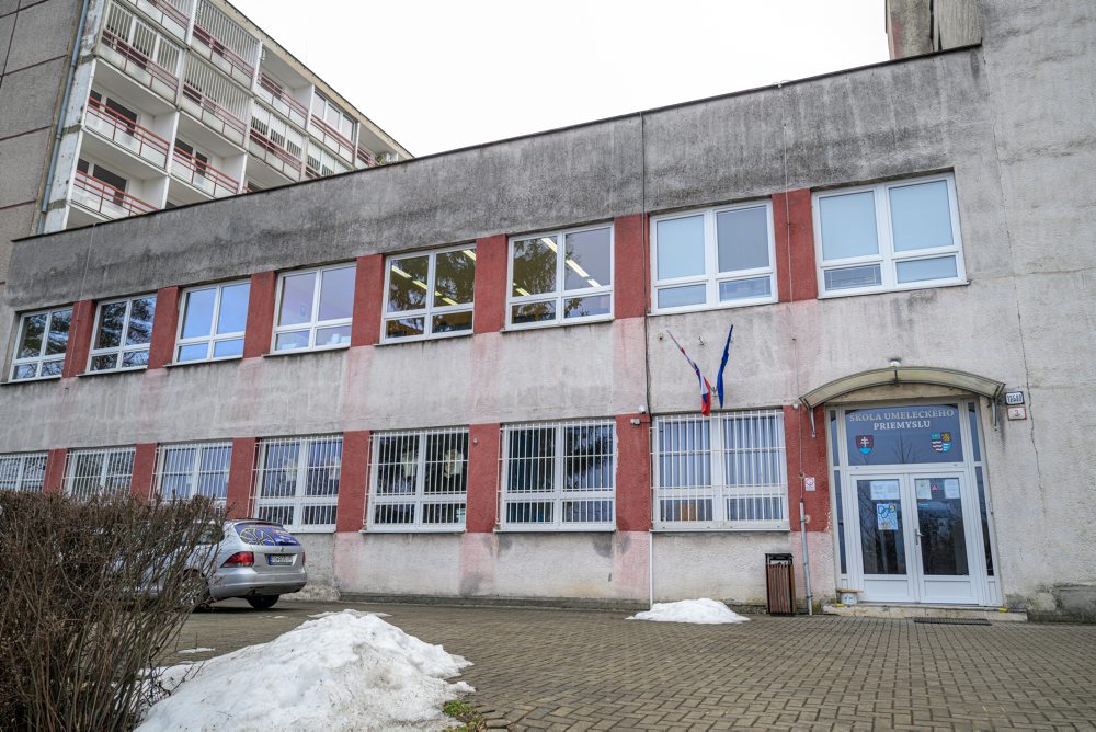 Mesto Prešov po zosuve svahu pri škole vyhlásilo mimoriadnu situáciu