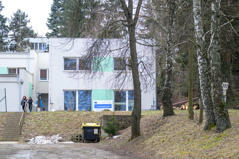 Mesto Prešov po zosuve svahu pri škole vyhlásilo mimoriadnu situáciu