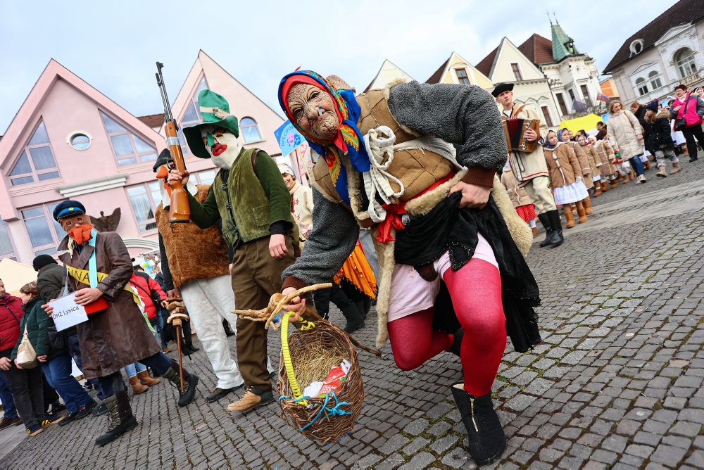 Fašiangový sprievod masiek v Žiline 