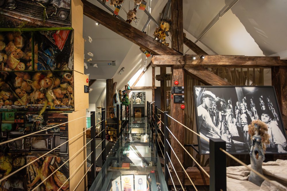 Stála expozícia Bábky v podkroví v Rosenfeldovom paláci v Žiline