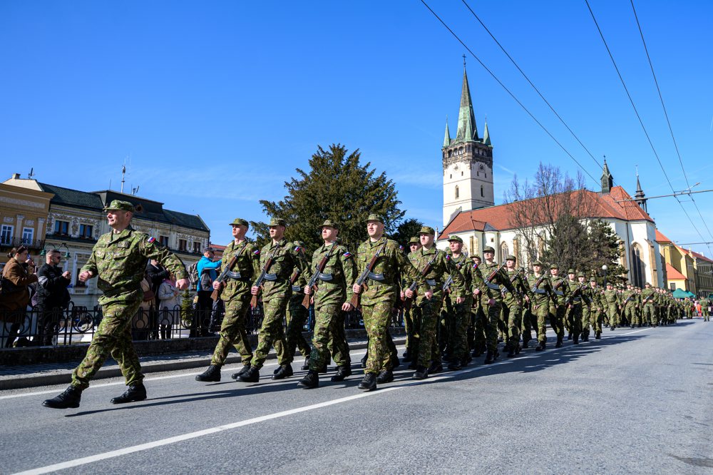 Vojenská prísaha nových vojenských profesionálov v Prešove
