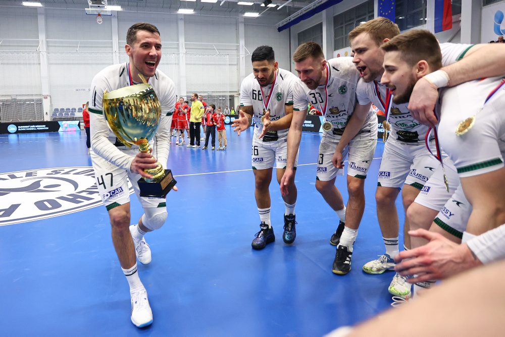 Prešov vo finále Slovenského pohára mužov zdolal Považskú Bystricu 35:30