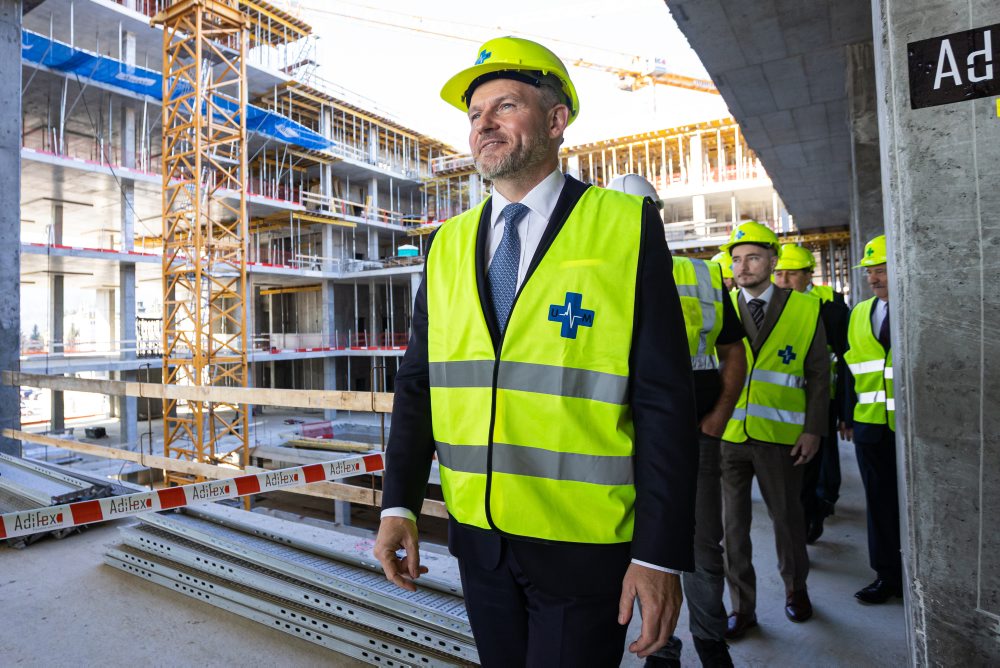 Zdravie: Na najvyššom bode stavby novej martinskej nemocnice osadili glajchu