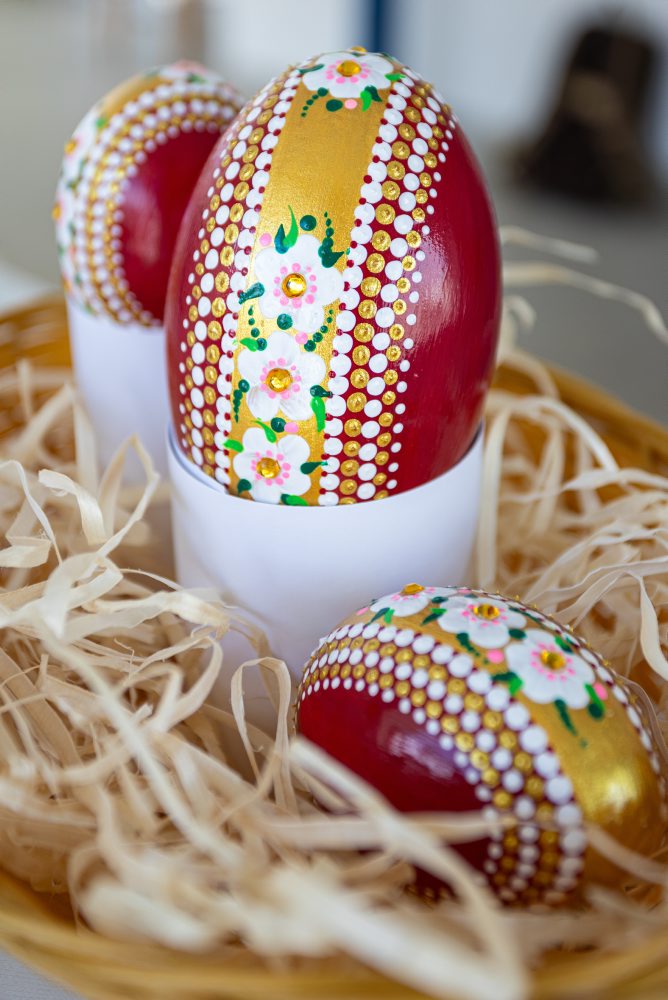 16. ročník celoslovenskej prehliadky kraslíc Vandrovalo vajce v Rajci