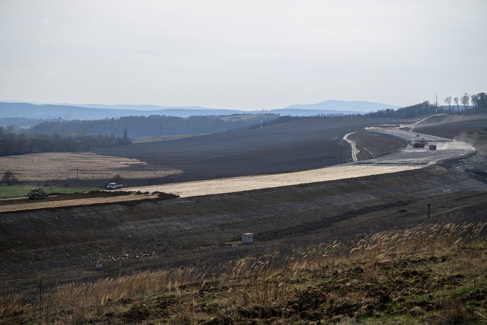 Výstavba rýchlostnej cesty R4 pri Prešove