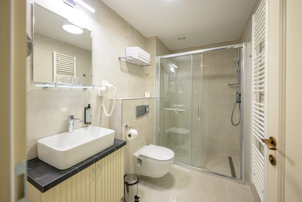 Otvorenie vynoveného Hotela Dukla v Bardejovských Kúpeľoch  