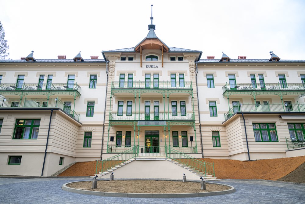 Otvorenie vynoveného Hotela Dukla v Bardejovských Kúpeľoch  