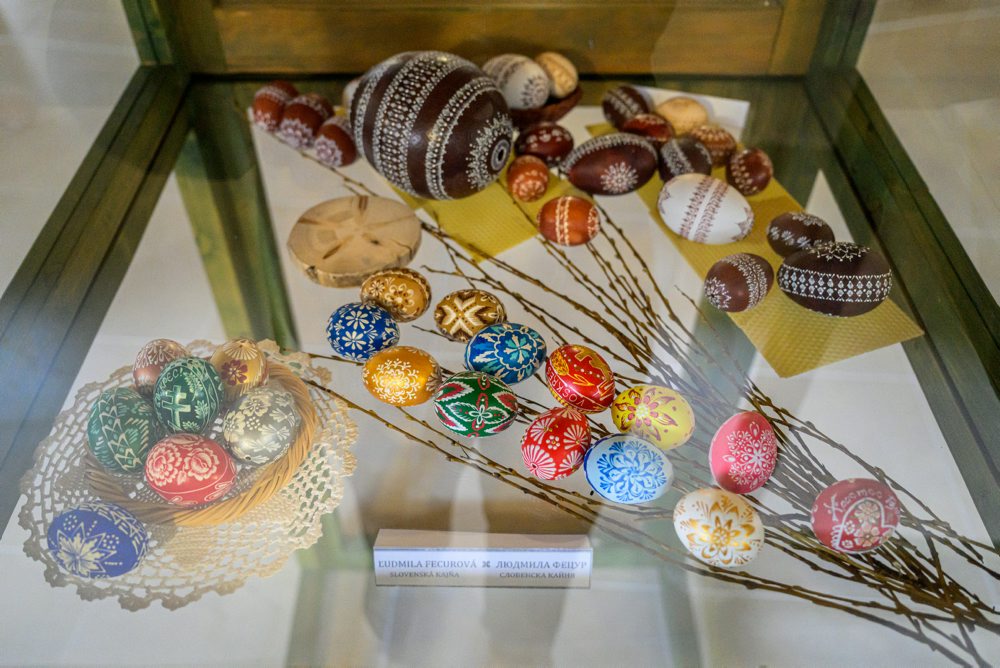 Výstava regionálnych kraslíc v Múzeu ukrajinskej kultúry vo Svidníku