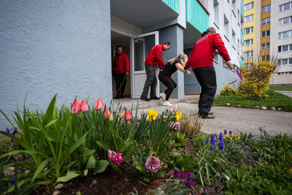 Veľkonočná oblievačka so šibačkou s dobrovoľnými hasičmi v okrese Kysucké Nové Mesto