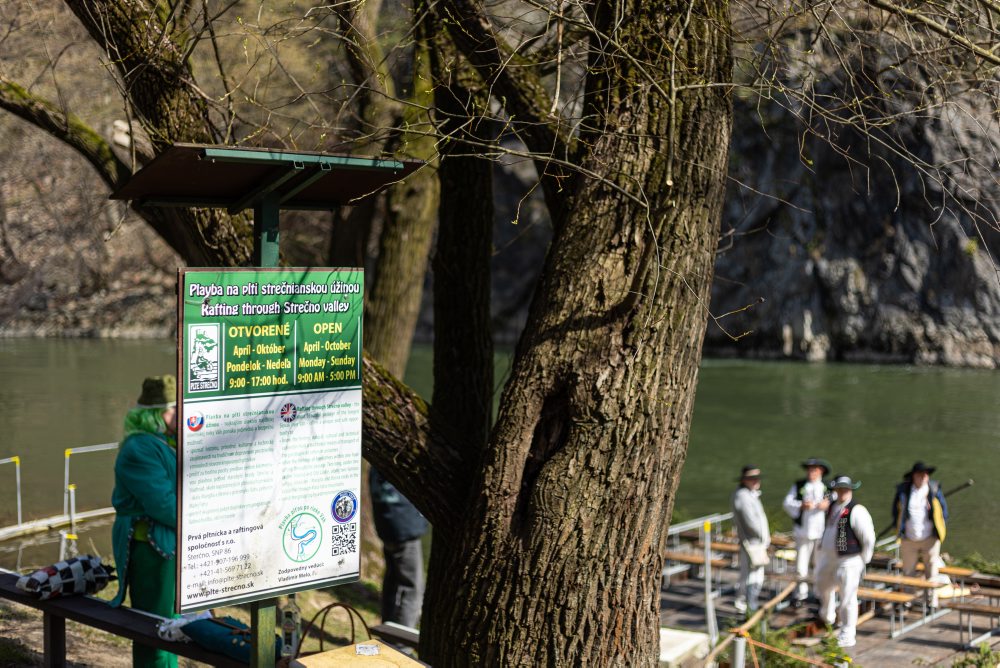 Odomykanie Váhu 2026 - otvorenie 28. pltníckej sezóny na rieke Váh pri Strečne