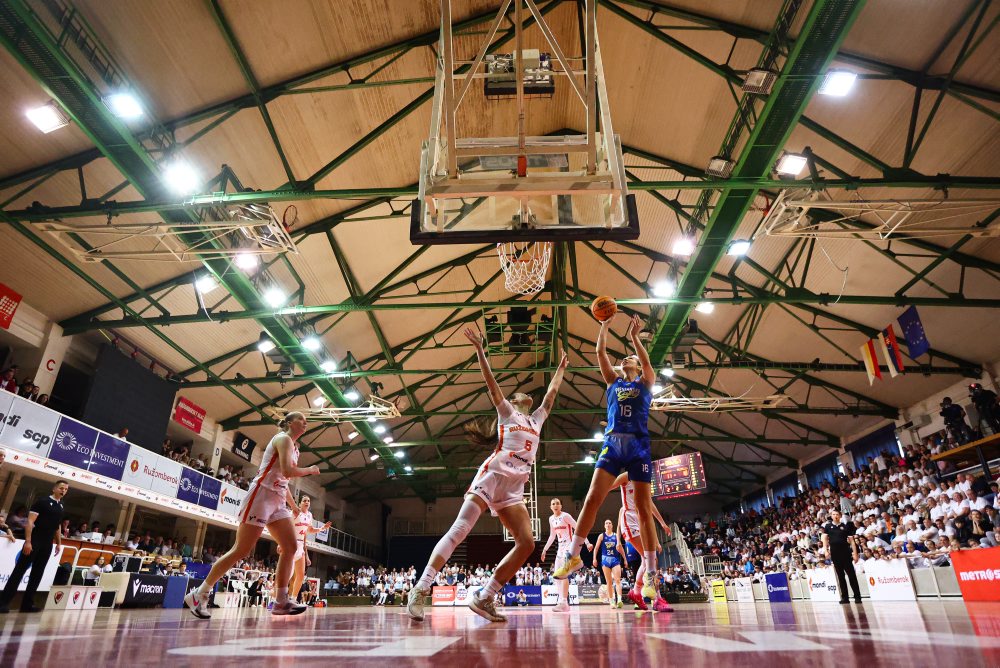 MBK Ružomberok - Piešťanské Čajky