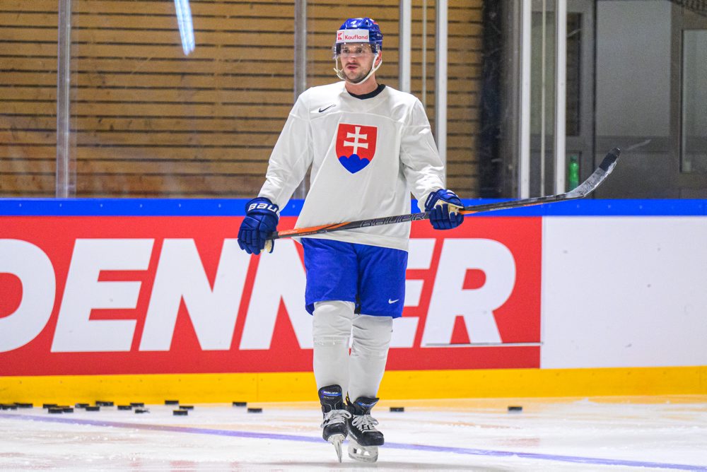 Tréning slovenskej hokejovej reprezentácie na zápas proti Slovinsku 