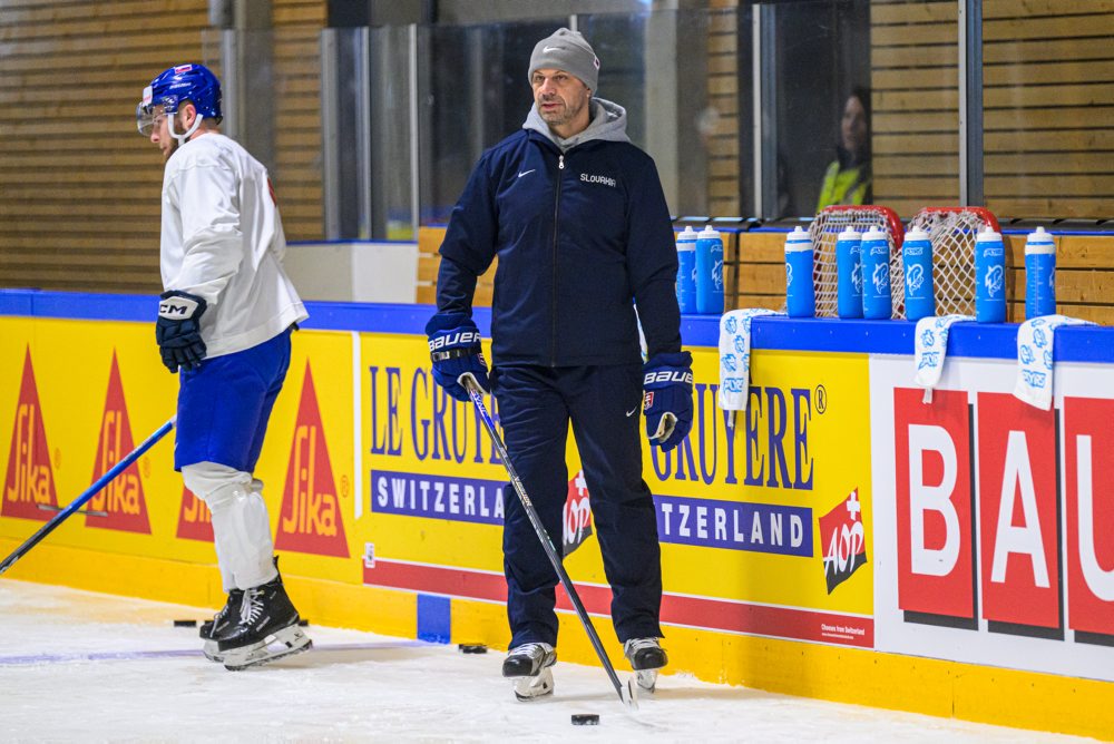 Tréning slovenskej hokejovej reprezentácie na zápas proti Slovinsku 