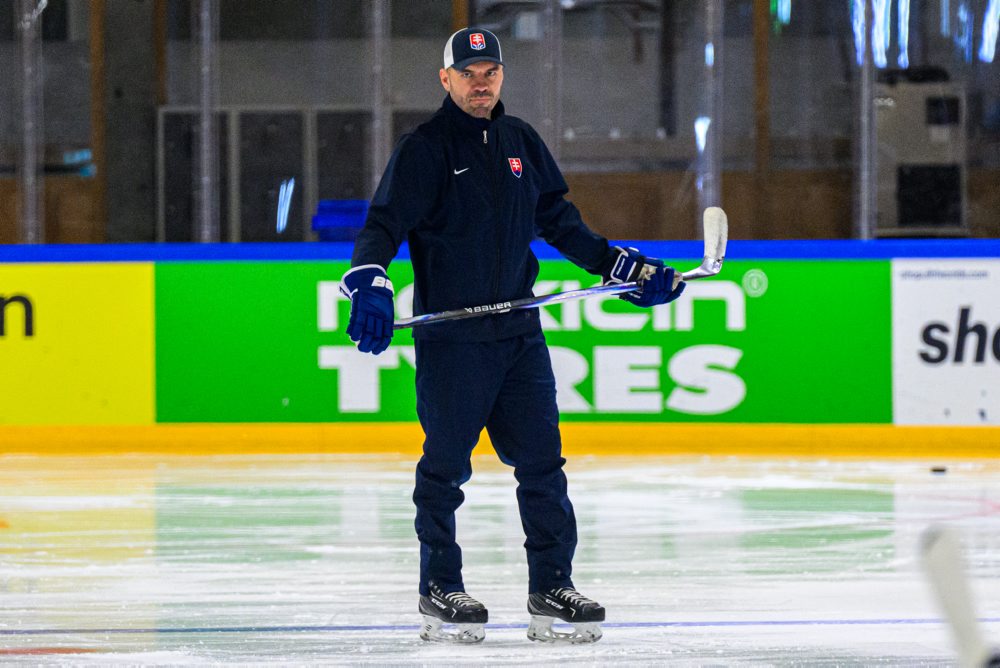 Tréning slovenskej hokejovej reprezentácie na zápas proti Slovinsku 