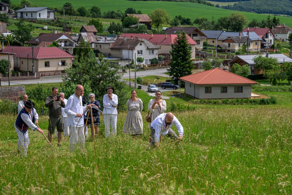 Kosenie pod Čiernou horou