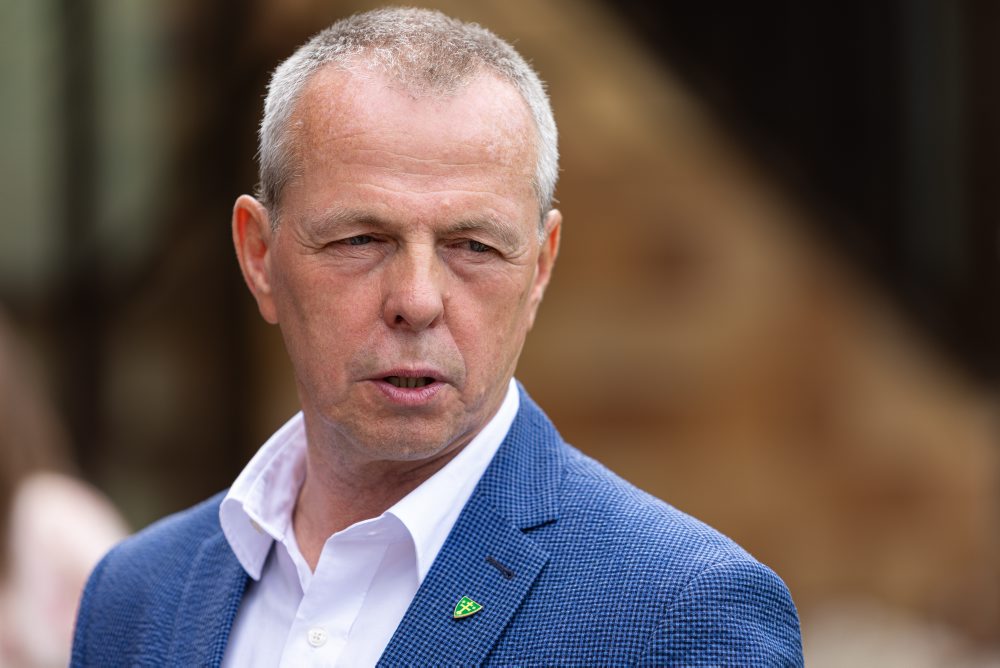 Oficiálne oznámenie kandidatúry Petra Fiabáne na post primátora mesta Žilina v komunálnych voľbách 2026