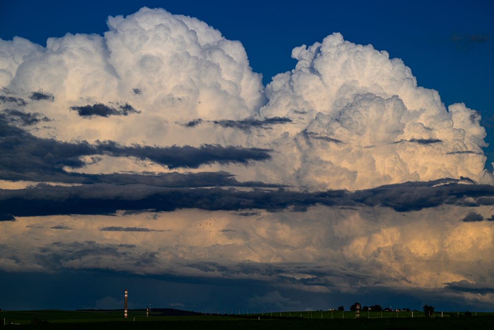 Búrkový mrak Kumulonimbus